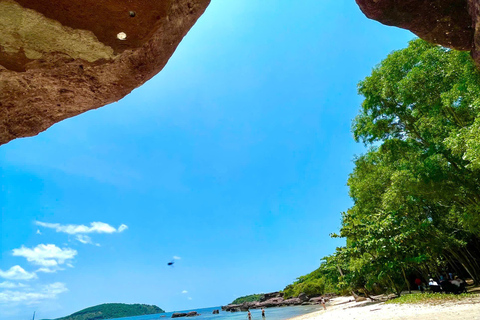 Phu Quoc: 4 Island & 2 Reefs Snorkeling Tour by Speedboat Phu Quoc: Speed Boat Tour 4 Islands - 2 Reefs Snorkeling