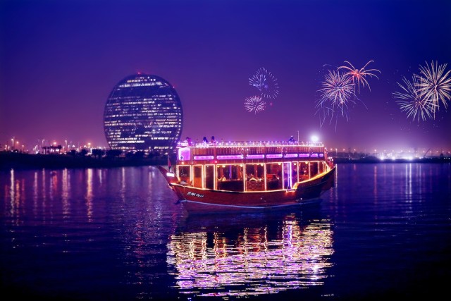 Visit Abu Dhabi Scenic Dinner Cruise in Abu Dhabi