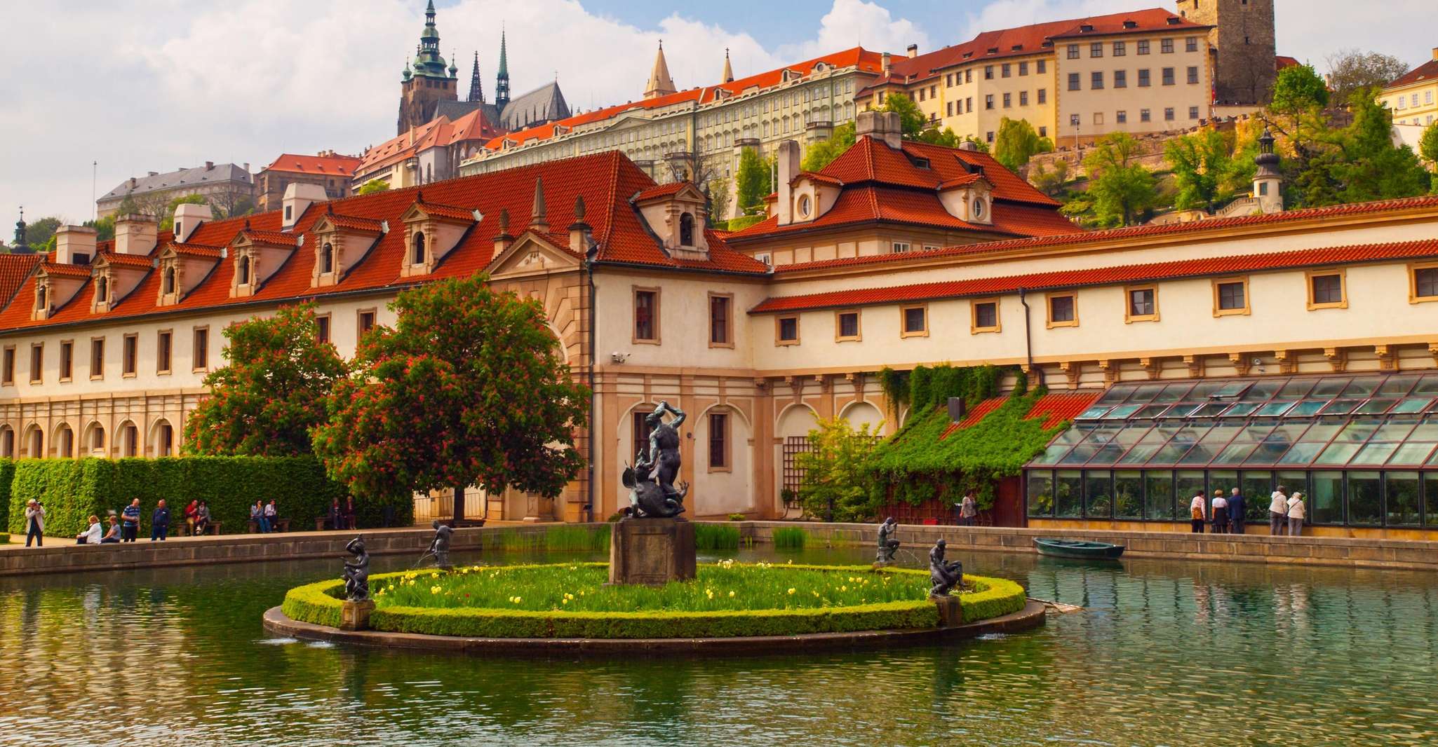 Prague Castle & Castle District: 2-Hour Guided Tour
