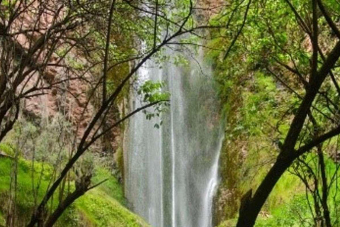 Cusco: Day trip to Perolniyoc Waterfall