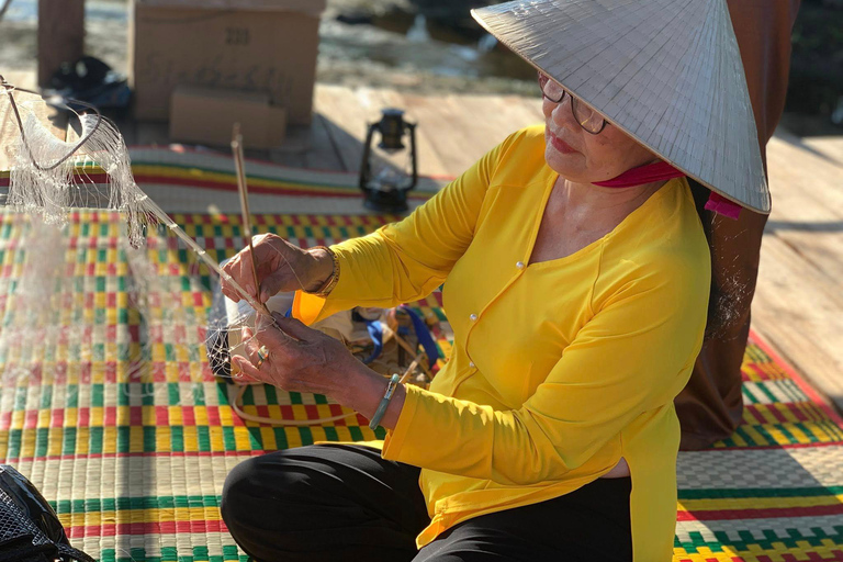 Hoi An: Morning Bike Tour - Rice Wine, Lunch & Villages Group Tour
