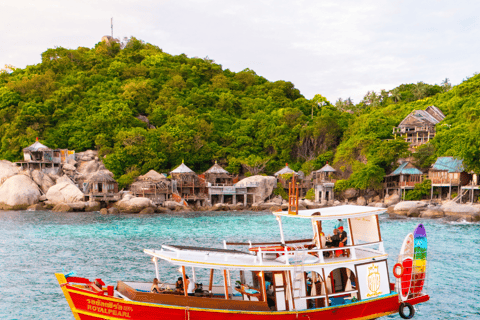Ko Tao: Vintage Boat-Small Group Snorkeling Day Trip w/Meals