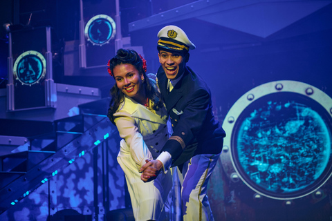 Berlin: “AHOI” – Swing * Dinner * Acrobatics – Variety Show Show & Dine - "Maritime Elegance" - Grilled sea bream fillet