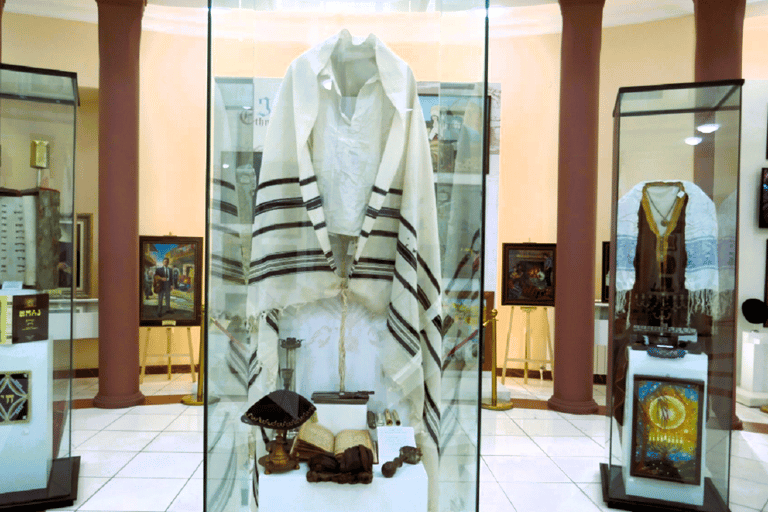 Tbilisi: Jewish Stories with Photo Walk & Kosher Restaurant