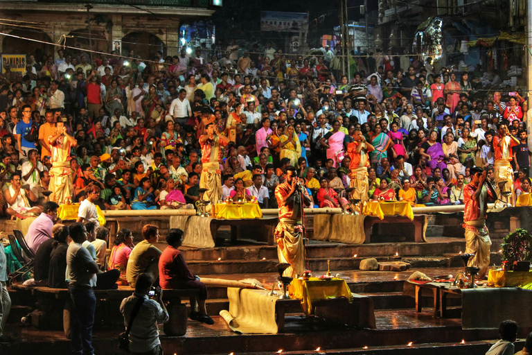 Varanasi: Giro in barca all&#039;alba sul fiume Gange con tour di Sarnath