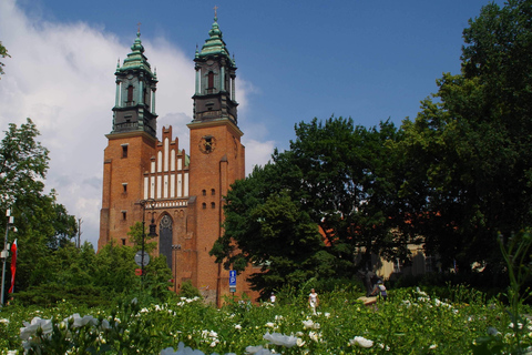 Poznań: Cathedral Island and Śródka District Guided Tour