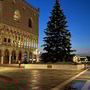 Venice: Sunrise Walking Tour with Espresso