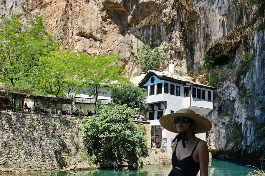 Ab Mostar: Kravica-Wasserfälle, Počitelj, Blagaj und Mostar. Foto: GetYourGuide Ab Mostar: Kravica-Wasserfälle, Počitelj, Blagaj und Mostar. Foto: GetYourGuide