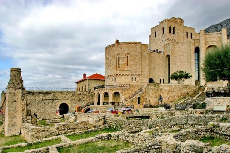 Ville de Kruja : Visite du château de Kruja et du vieux bazar