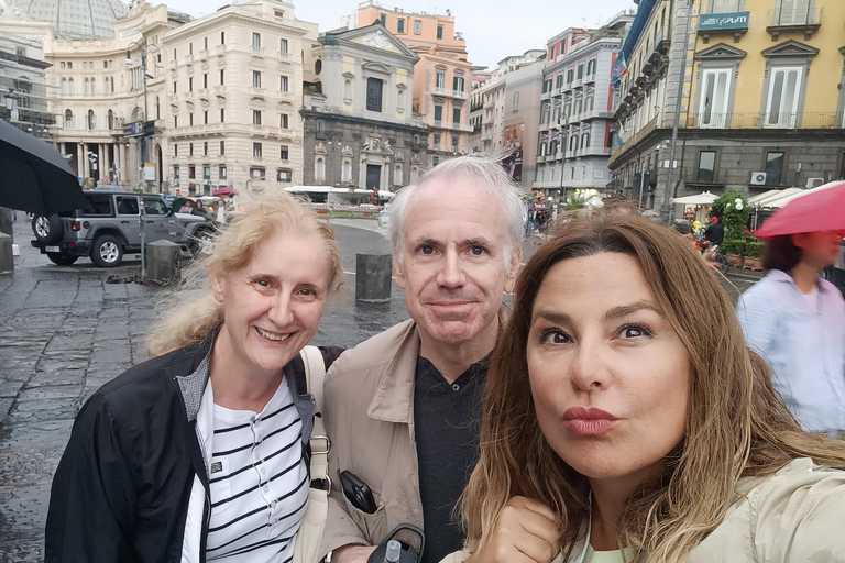 Unforgettable Naples Tour for 2hr Unforgettable Naples Walking Tour for 2hr