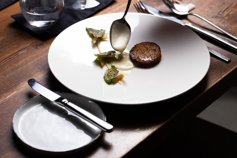 Berlin: Wegańska kolacja sylwestrowa Michelin w BonvivantBerlin: Wegańska kolacja sylwestrowa z przewodnikiem Michelin w restauracji Bonvivant