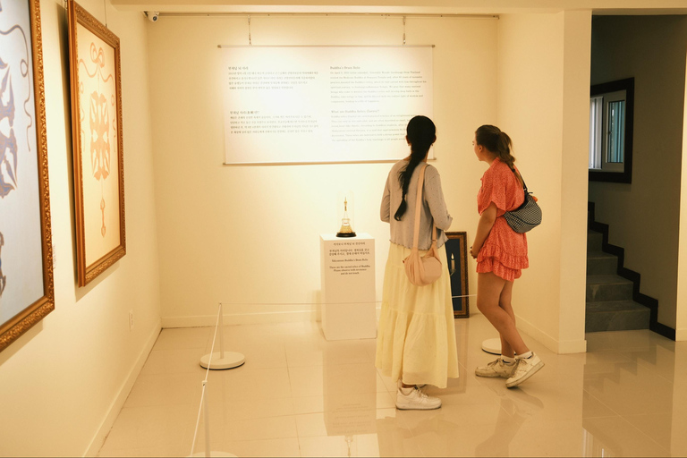 Jeju: Tea Meditation in a temple with Head Monk