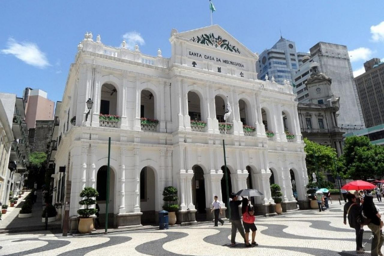 From Hong Kong: Private Macau Heritage Tour with transfer