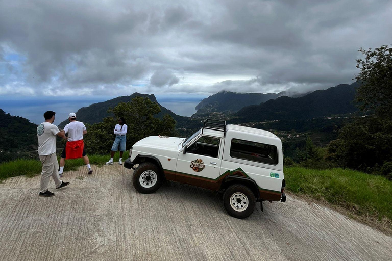 Pico do Areeiro to Ponta São Lourenço: East 4x4 Expedition