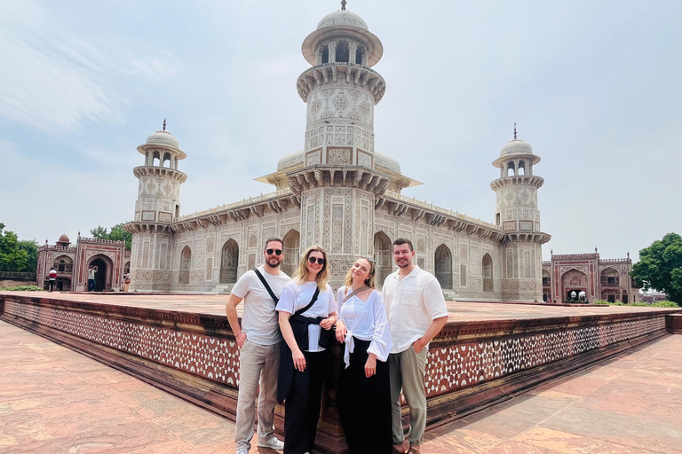 From Delhi: Private Taj Mahal & Agra Luxury Tour by Fortuner Tour with Toyota Fortuner and Tour Guide Only