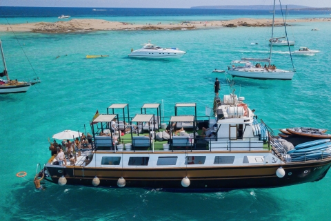 Ibiza: Rejs na Formenterę z napojami, lunchem i nurkowaniem z rurką