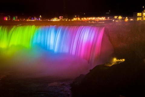 Toronto: Niagara Falls Evening Tour with Fireworks Tour + Boat Cruise (Journey Behind the Falls during winter)