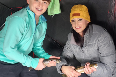 Anchorage: Ice Fishing Trip With Transportation