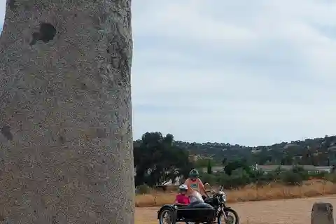 Megalithic & Medieval Tour of Monsaraz in a Moto Sidecar
