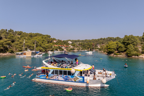 Split : Lagon bleu, épaves et croisière sur la Šolta avec déjeuner