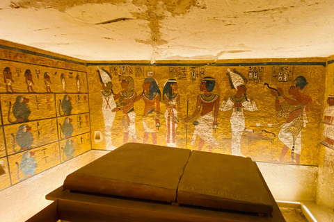 Hurghada: Luxor Tour with Valley of Kings, Karnak & Tut Tomb Shared Guided Tour with Lunch