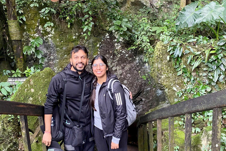 Phong Nha Cave & Paradise Cave: Guided Tour Boat & Explore Group Tour with Drop-Off in Hue