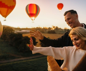 Yarra Valley: Hot Air Balloon Flight & Buffet Breakfast