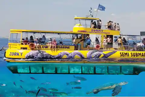 Larnaca: Simkryssning med Yellow Sub och besök på skeppsvraket