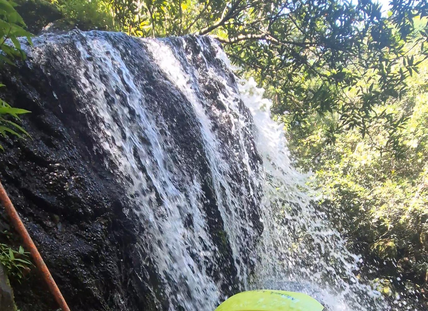 Mauritius: Rutsjebanetur ved Tamarind Falls/canyoning