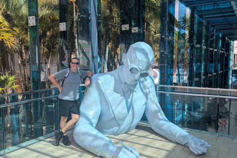 Miami: South Beach, Design District & Wynwood in French (max. 10 people) Miami: South Beach, Design District & Wynwood in French (10 people max)