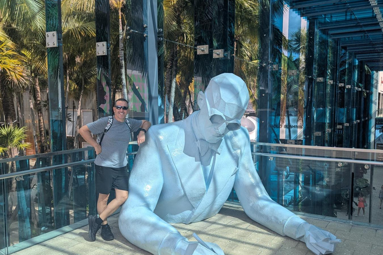 Miami: South Beach, Design District & Wynwood in French (max. 10 people) Miami: South Beach, Design District & Wynwood in French (10 people max)