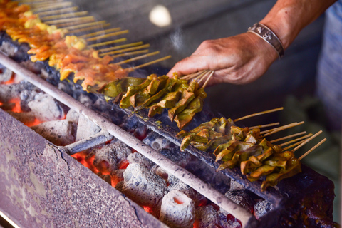 Ayutthaya : Street Food Tour with Hotel Pickup and Guide