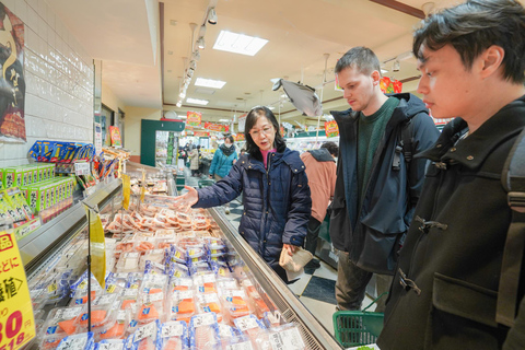 Tokyo: Corso di cucina di sushi con degustazione di sake