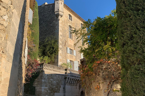 Visit the most beautiful villages of the Luberon in Provence by minibus!
