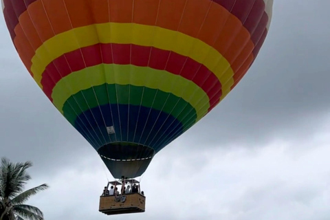 Vangrong Kayaking + Hot Air Balloon Experience