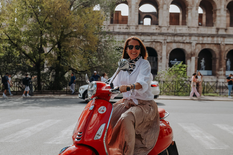 Rome: Vespa Ride in the Streets with Photography Vespa tour