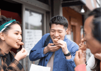 カジュラホフードクロール-2時間ガイド付きローカルフードテイスティングツアー - Housity