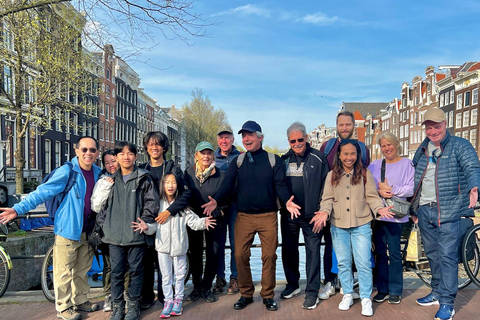 Amsterdam: Small Group Walking Tour with Fun Guide Walking Tour in Amsterdam with Enthusiastic and Fun Guide