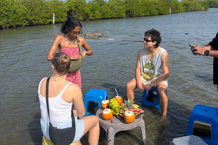 Negombo: Private Sunrise Boat Safari with Hotel Transfer