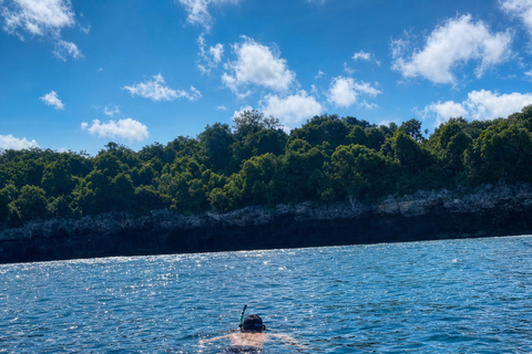 Zanzibar: Tumbatu Island Culture and Snorkeling Tour
