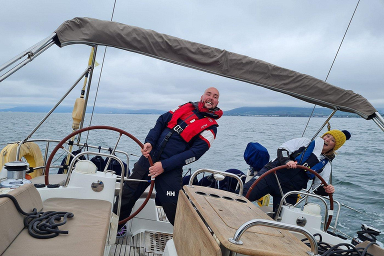 Belfast: History tour Sailing in the Wake of Giants