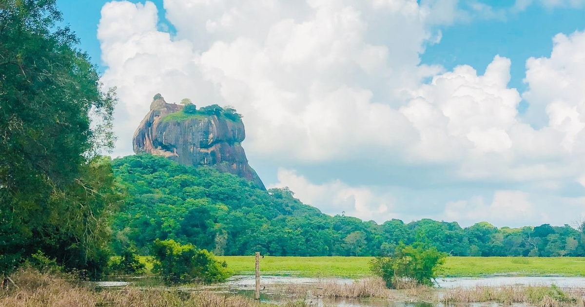 Tour di un giorno della fortezza di Sigiriya | GetYourGuide