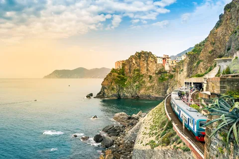 Cinque Terre Express: Train between La Spezia and Monterosso