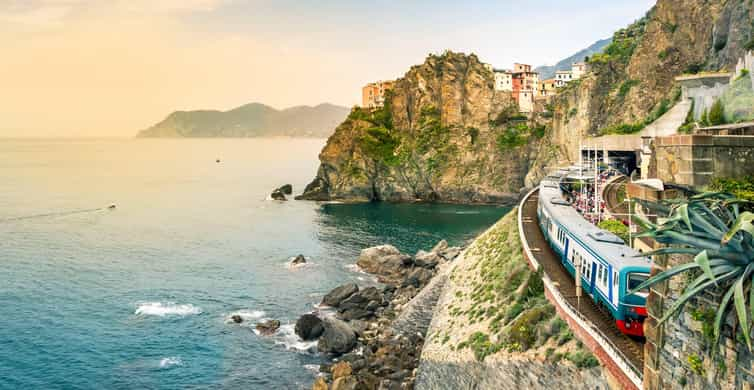 Cinque Terre Express: Train between La Spezia and Monterosso