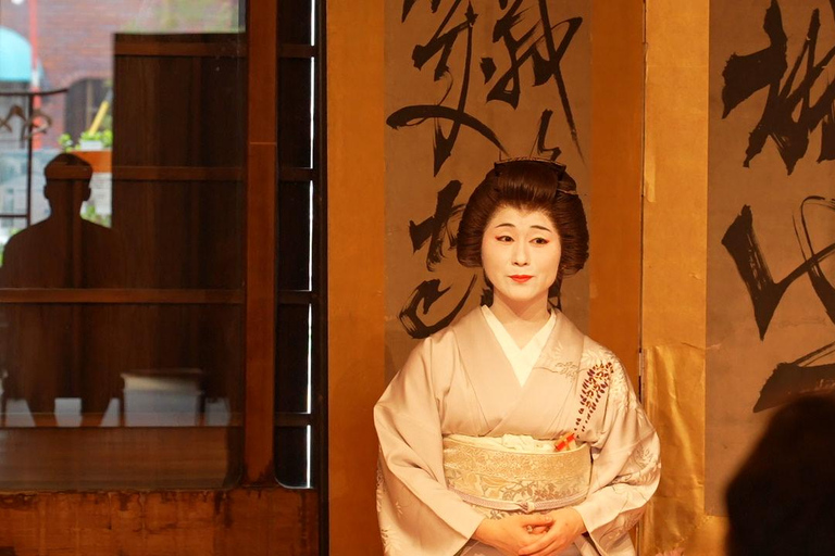 Tokyo: 1 Hour Geisha Show Experience in Asakusa
