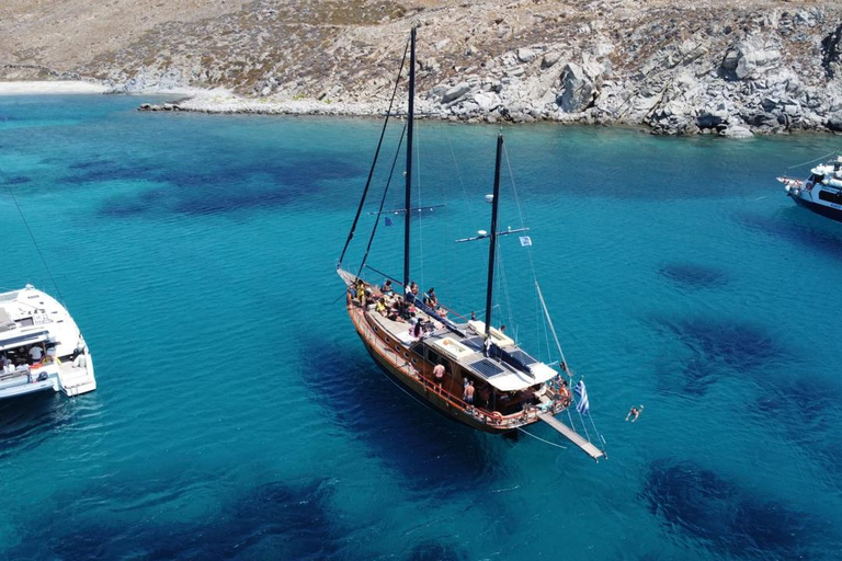 Mykonos: Kryssning på Delos och Rheniaöarna med BBQ-måltidKryssning utan transfer