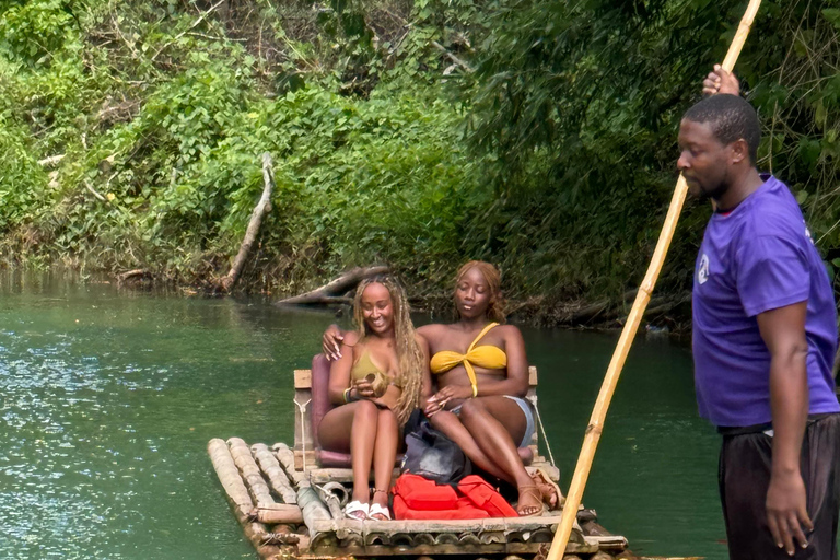 法尔茅斯：玛莎布雷河漂流体验