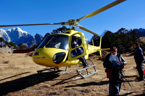 Kathmandu: Passeio de helicóptero pelo Everest com pouso garantidoPasseio de helicóptero pelo acampamento base do Everest Parada no Everest View Hotel