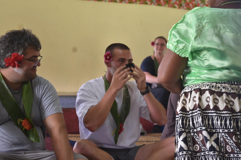 Sigatoka: Cave and Village Tour with Lunch and Transfers