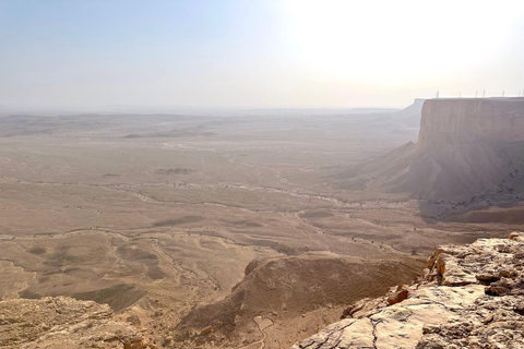 Riyadh:3-Hour Second Edge of the World Darb Al-Manjour Trail